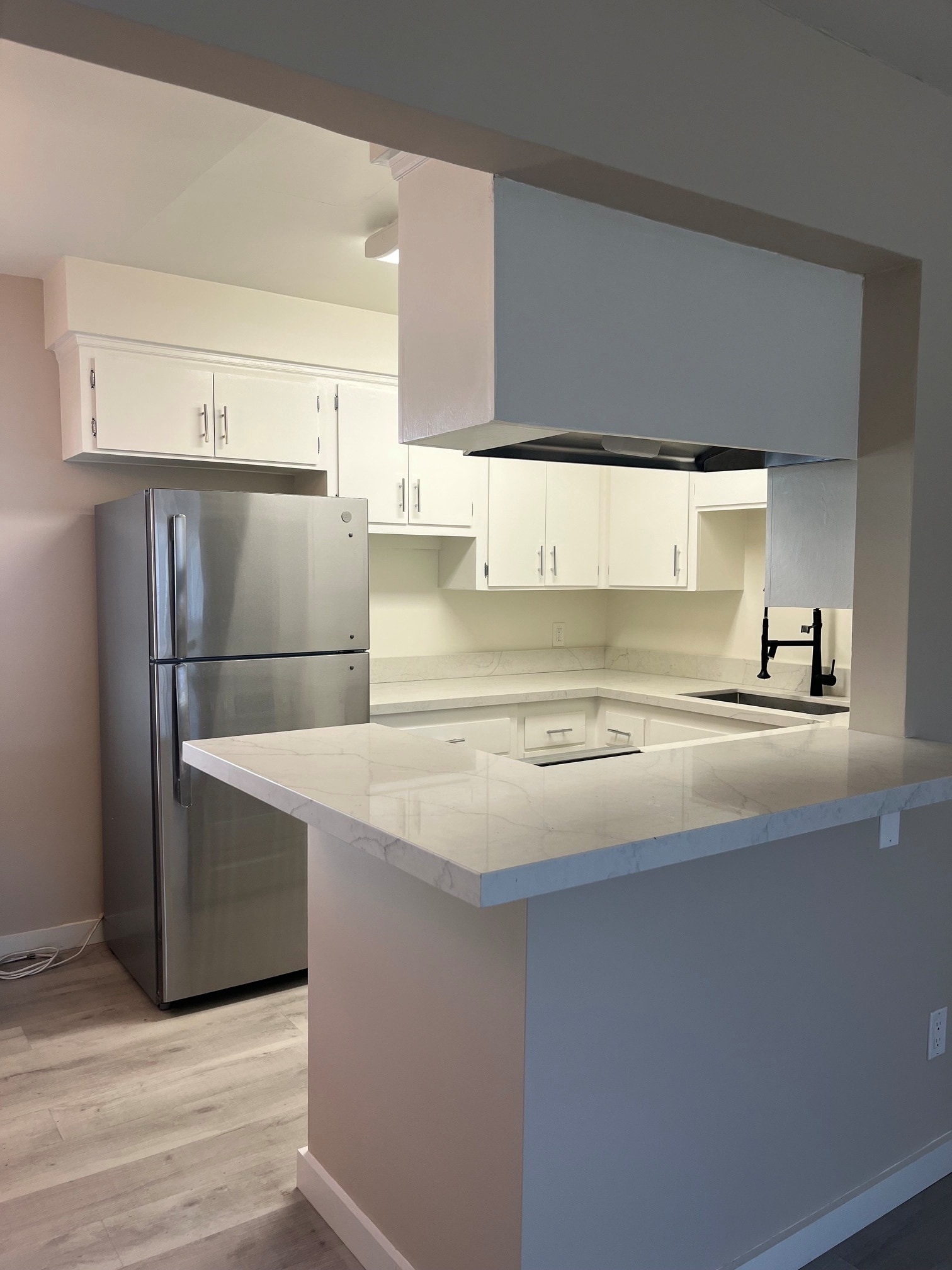 Building Photo - 8722 Delgany Ave