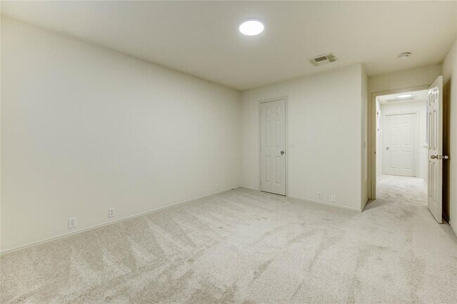 Building Photo - 10235 Sugarbridge Trail