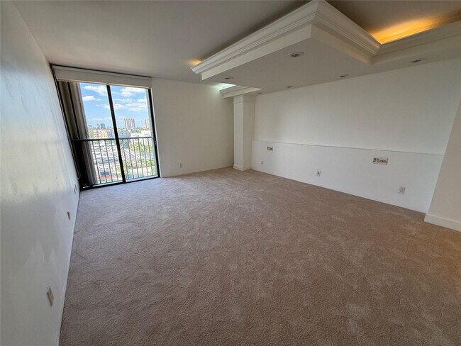 Building Photo - 19707 Turnberry Way