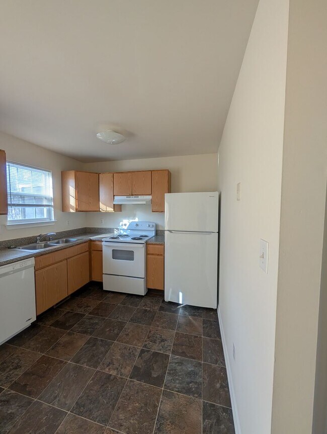 Building Photo - 322 Caribou Ln