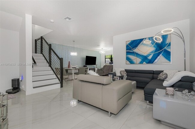 Building Photo - 7902 NW 105th Ct