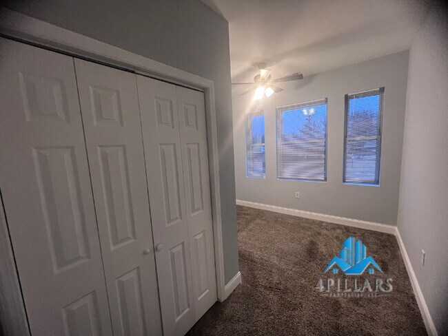 Building Photo - "Charming 3-Bed Gem in East Chicago – Spacious 1066 Sq Ft Retreat!"