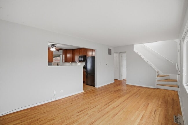 Building Photo - 8912 Windsor Ln