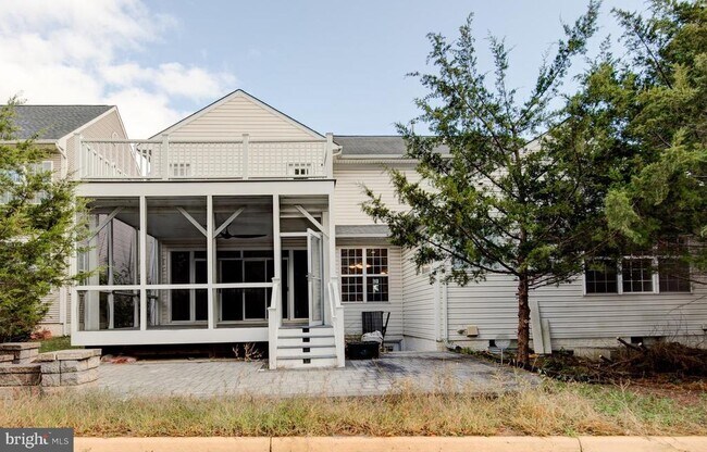 Building Photo - 16521 Telescope Ln