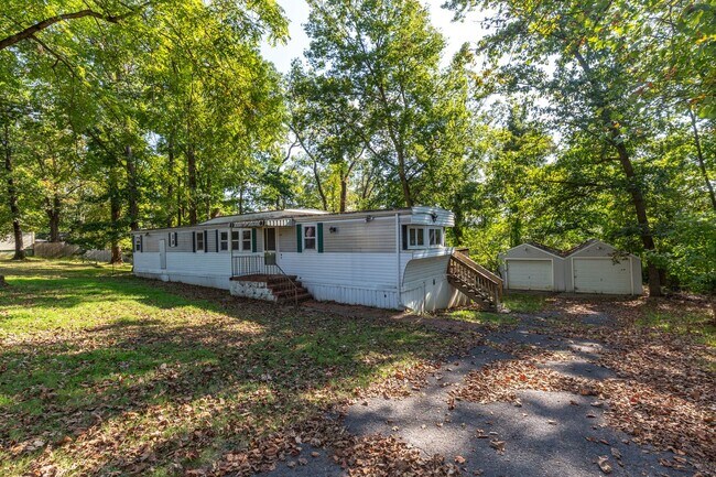 Building Photo - 2 Bed, 1 Bath, Manufactured Home in Harper...