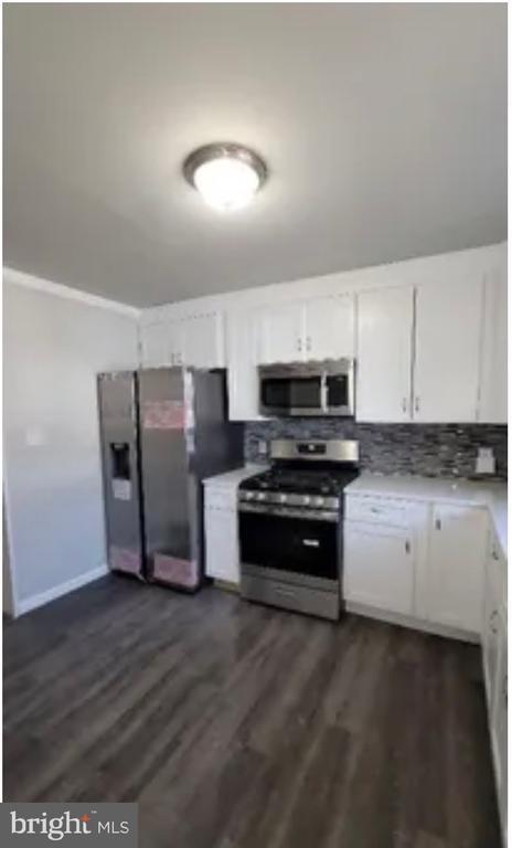 Building Photo - 1078 Lalor St