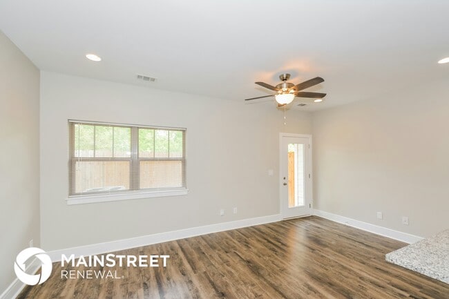 Building Photo - 124 Hartsville Ct