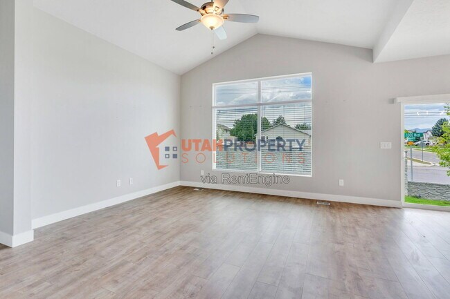 Building Photo - 7632 S Waverly Hls Ln