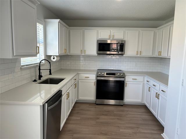 Building Photo - 337 Longshore Dr
