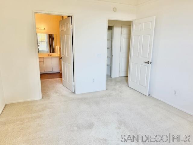 Building Photo - 10884 Sabre Hill Dr
