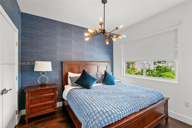 Building Photo - Northwest 68th Terrace, Doral, FL 33178 - 4 BR 3.5 BA single-family home