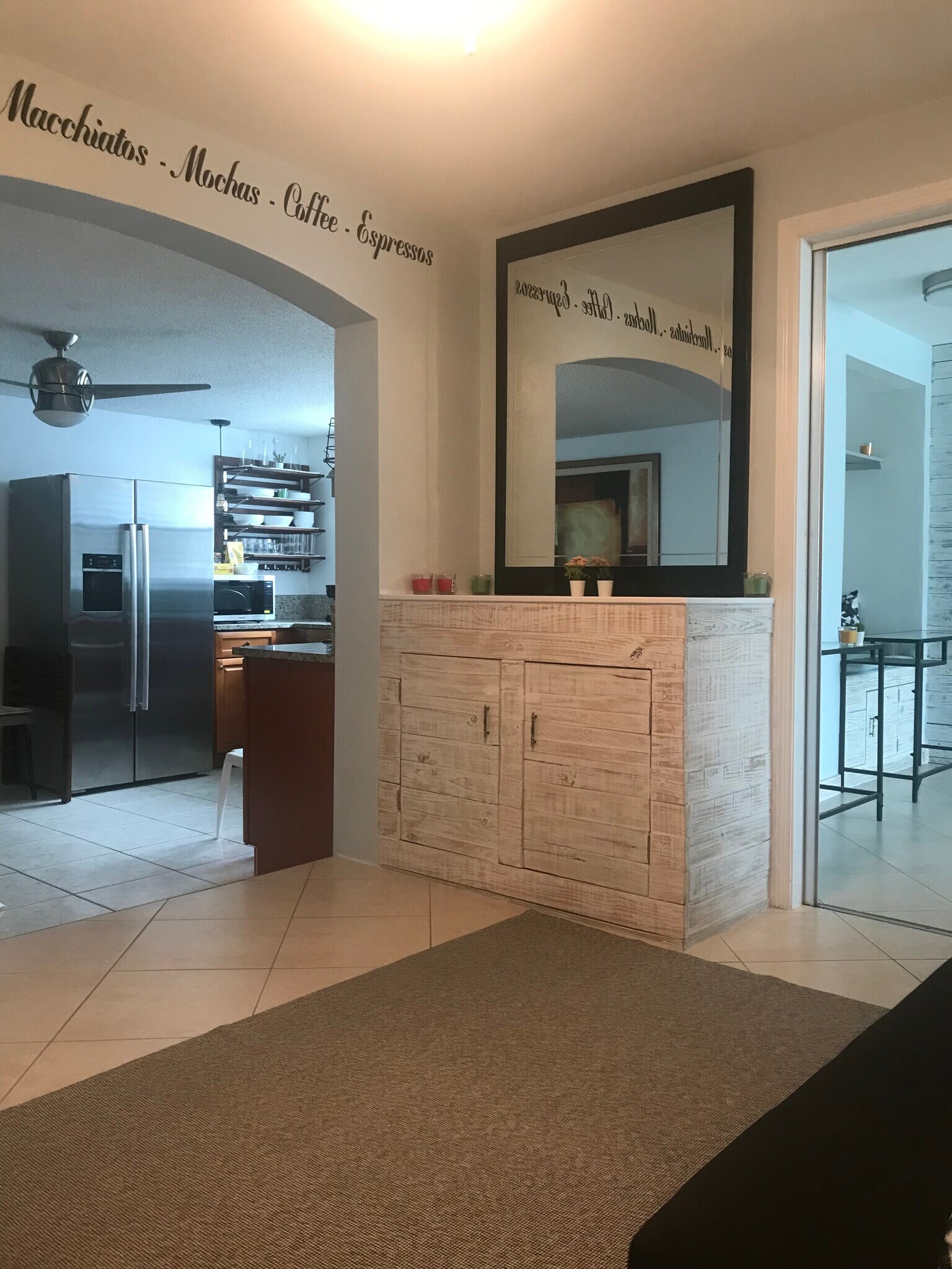Get away nook with 2 sleeping sofas. - 2440 Manasota Beach Rd