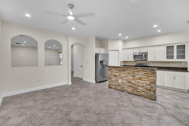 Building Photo - 13227 SW 42nd St