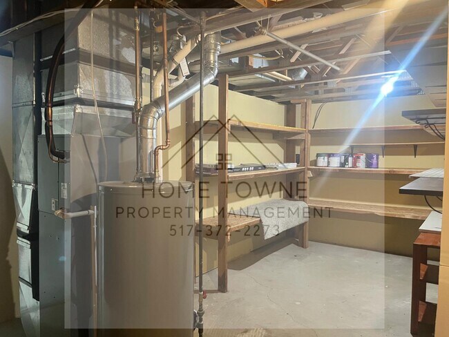 Building Photo - 1727 Kinawa Dr