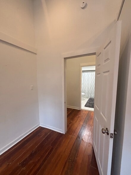 Building Photo - 452 Belgrade St