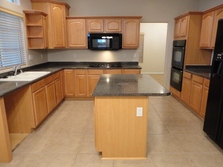 Building Photo - 8972 Augusta Blossom Ct
