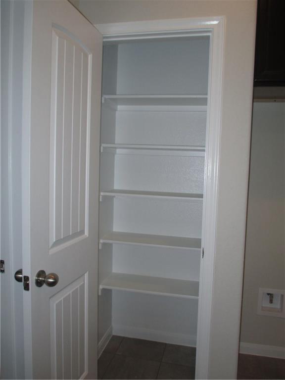 Building Photo - 1704 Willow Vista