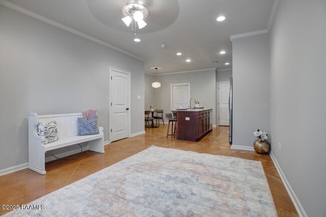 Building Photo - 117 Ella St