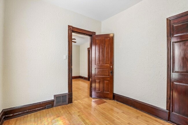 Building Photo - 1660 N Marshall St