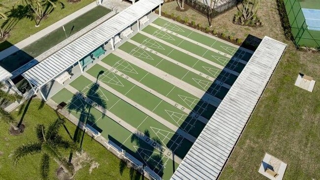 Building Photo - 128 Needle Palm Ln