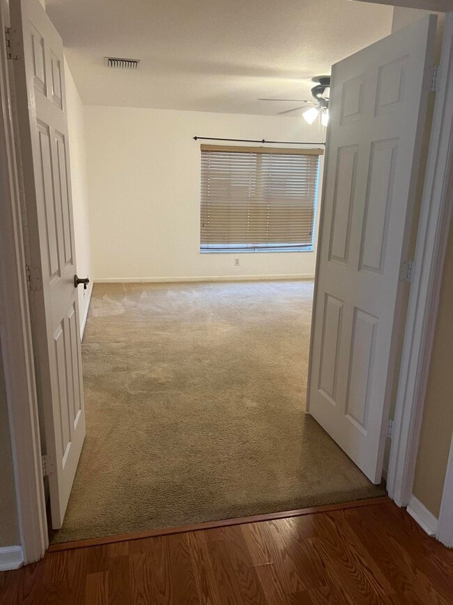 Building Photo - 4434 Lake Lucerne Cir