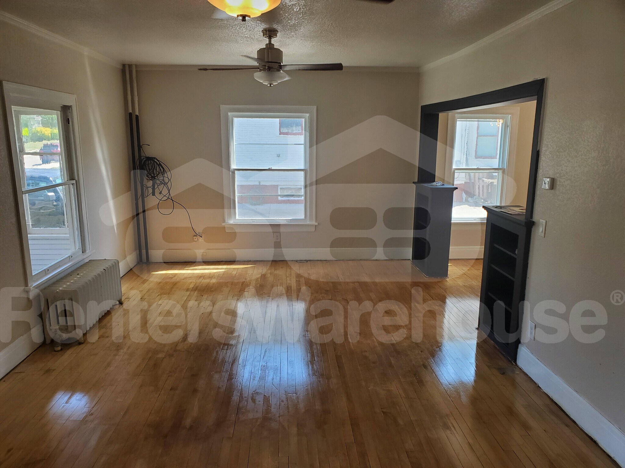 Building Photo - 608 Red Wing Ave