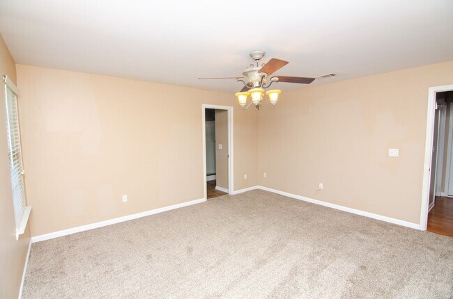 Building Photo - Chapmans Retreat home
