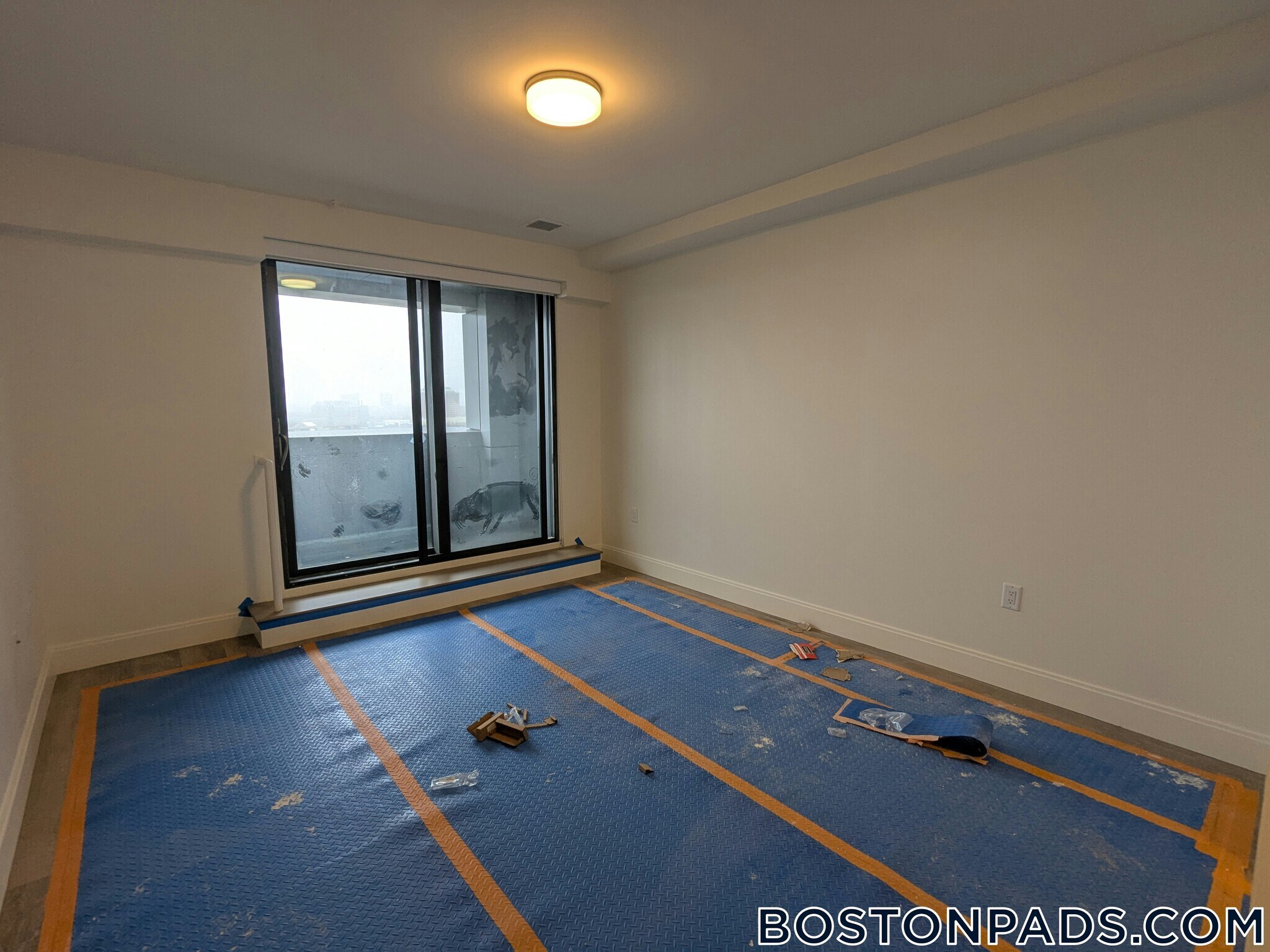 Building Photo - 1079 Commonwealth Ave