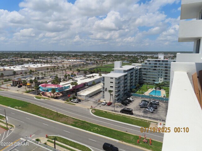 Building Photo - 2800 N Atlantic Ave