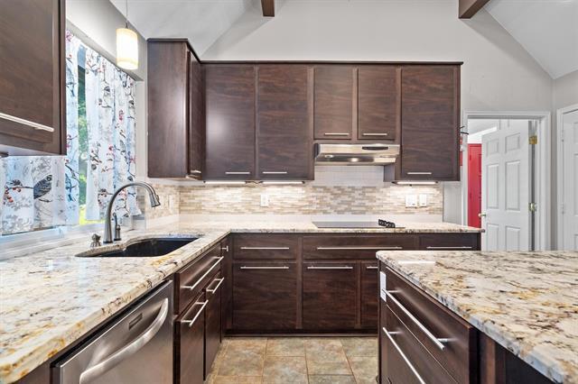 Building Photo - 1317 Royal Palm Ln