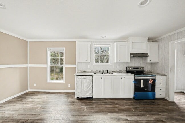 Building Photo - 9544 Ellis St