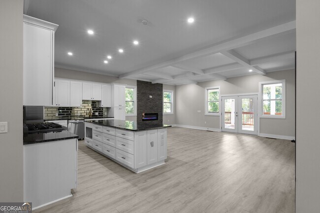 Building Photo - 1331 Diamond Ave SE