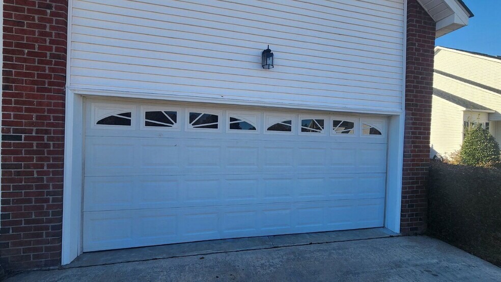 Building Photo - 3205 Cleere Ct