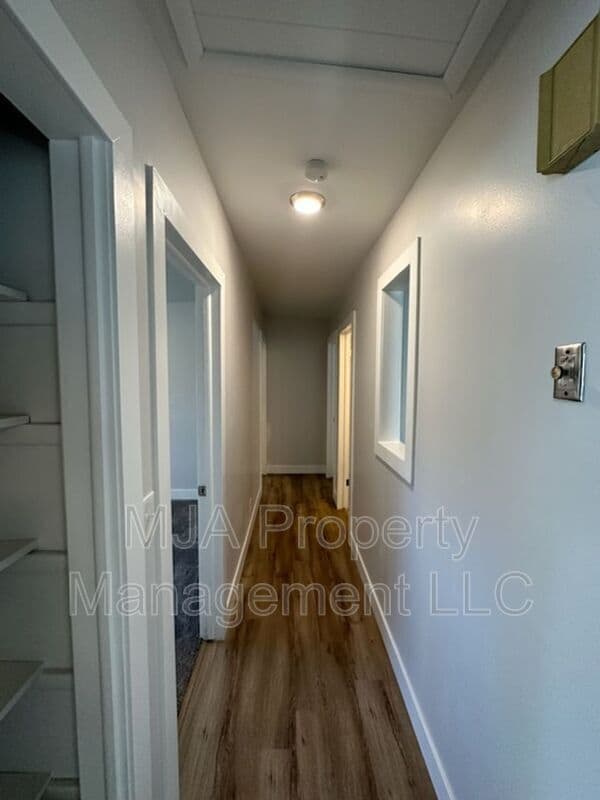 Building Photo - 2928 W Lehi Dr