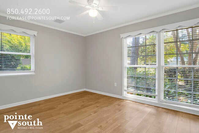 Building Photo - 703 Belrose Ave