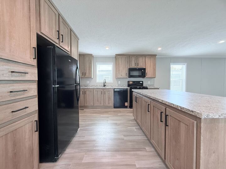 Building Photo - 29811 W Essex Ct