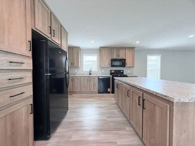 Building Photo - 29811 W Essex Ct