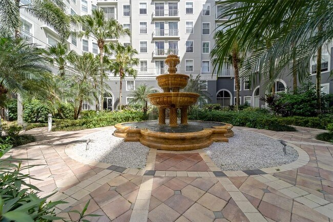 Building Photo - 700 S Harbour Island Blvd