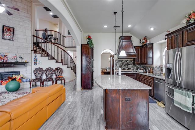 Building Photo - 13704 Blueberry Hill Dr