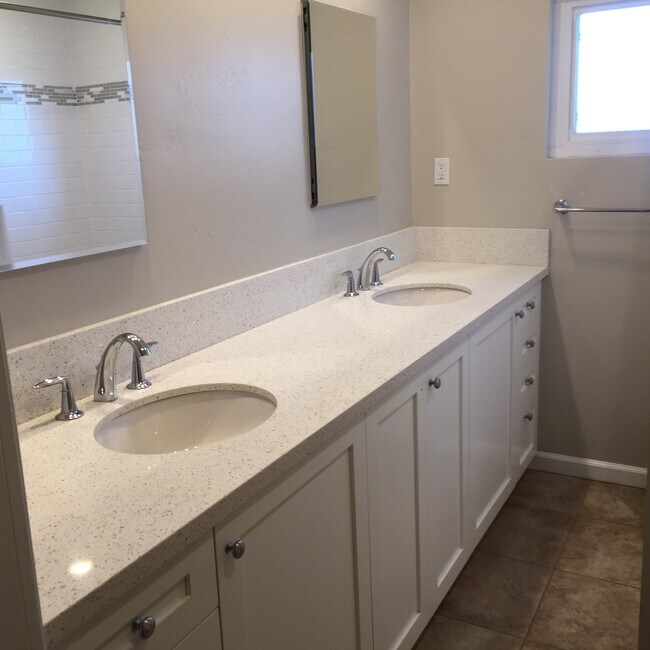 Building Photo - 5104 63rd St