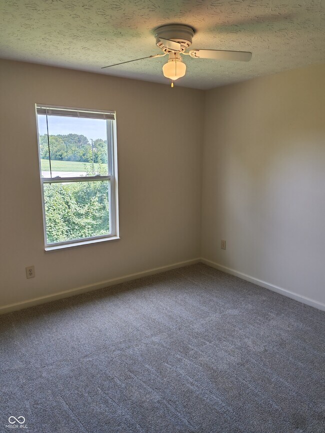 Building Photo - 6140 Lake Freeman Dr