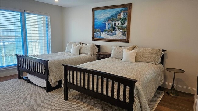 Building Photo - 4001 N Ocean Blvd