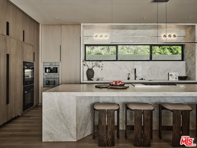 Building Photo - 30010 Andromeda Ln