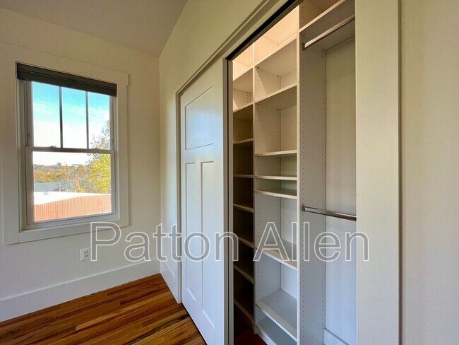 Building Photo - 21 Toxaway St