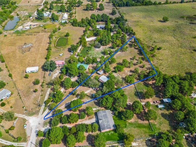 Building Photo - 20314 Great Lake St