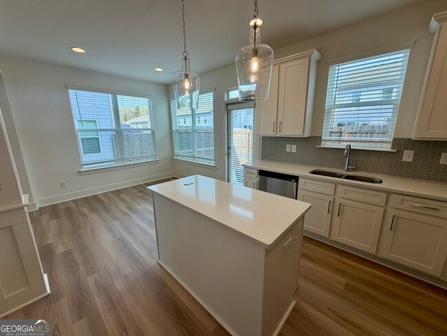 Building Photo - 1874 Aron Ln