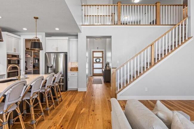 Building Photo - Luxurious Farmhouse Living in Dry Creek Ranch