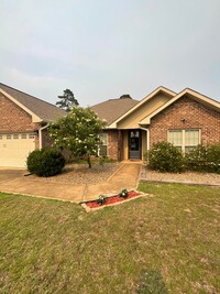 Building Photo - 522 Hickory Ridge Rd