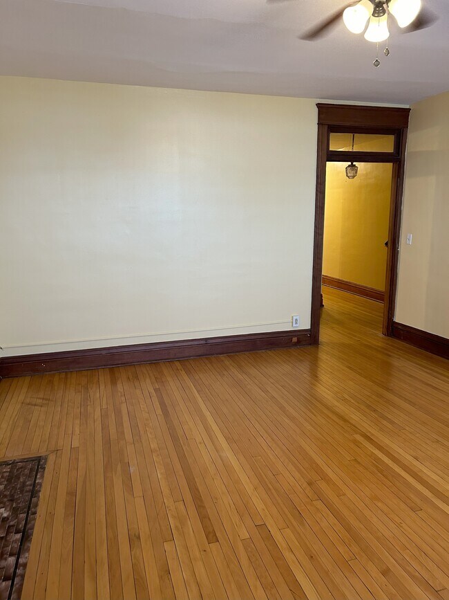 Floorplan - Avon Apartments