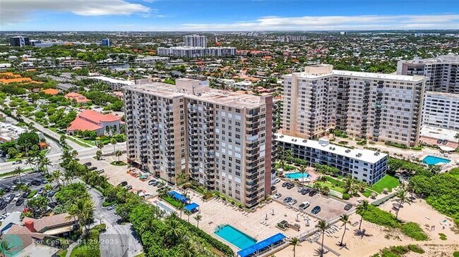 Building Photo - 2000 S Ocean Blvd